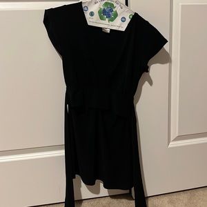 Black maternity shirt